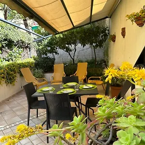 House Near Park And Sea Gênes